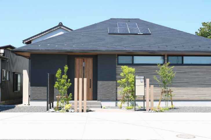 益田市 外構施工 門まわりと玄関アプローチの外構事例