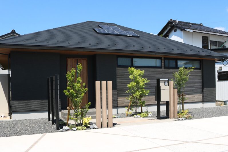 益田市 外構施工 門まわりと玄関アプローチの外構事例