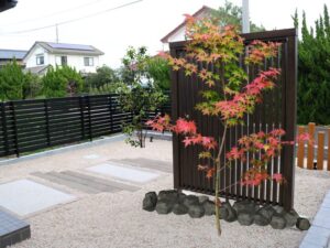 益田市 門まわりリフォーム 段差を解消して快適に歩けるアプローチ