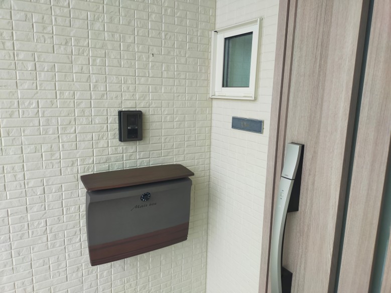 益田市 外構リフォーム 門まわりのポストとインターホン設置例