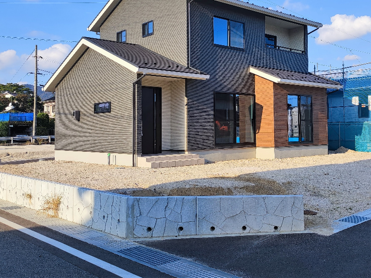 益田市で施工した目隠しフェンス事例