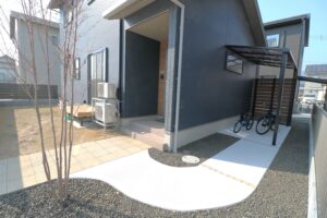 益田市 サイクルポート設置工事 シンプルで使いやすいデザイン