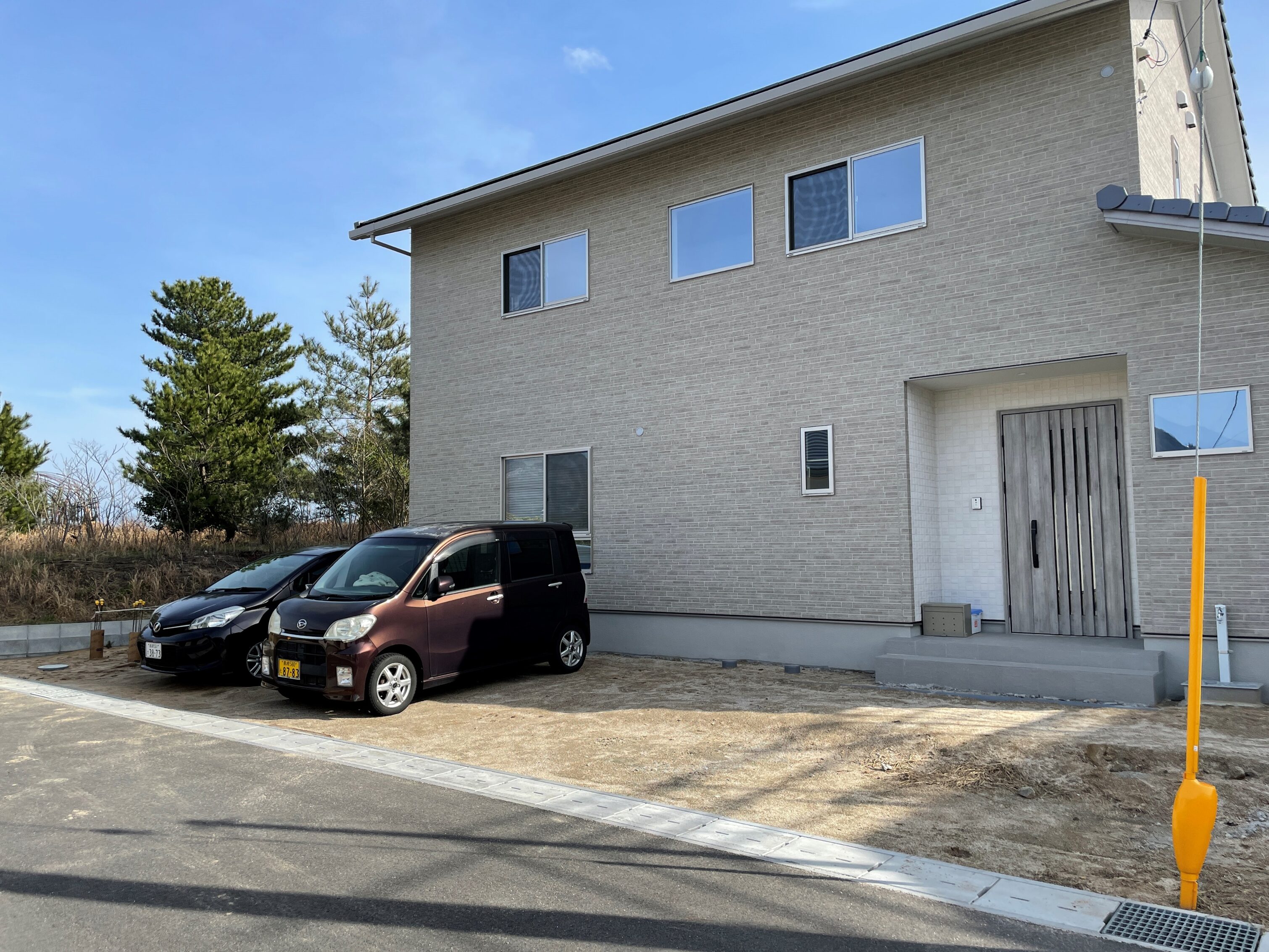 益田市 外構リフォーム 駐車場拡張後の全景